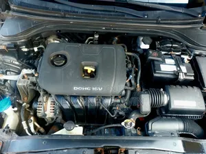 Hyundai Elantra 2017 Black
