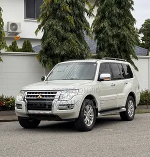 Mitsubishi Pajero V80 3.8 V6 GLS 2019 White