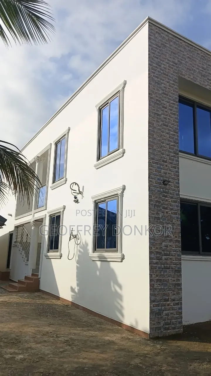 2bdrm Mansion in Pokuase for rent