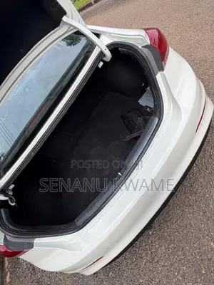 Hyundai Elantra 2017 White