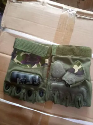 Safety Hand Gloves For Riders And Gym