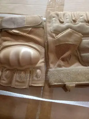 Safety Hand Gloves For Riders And Gym