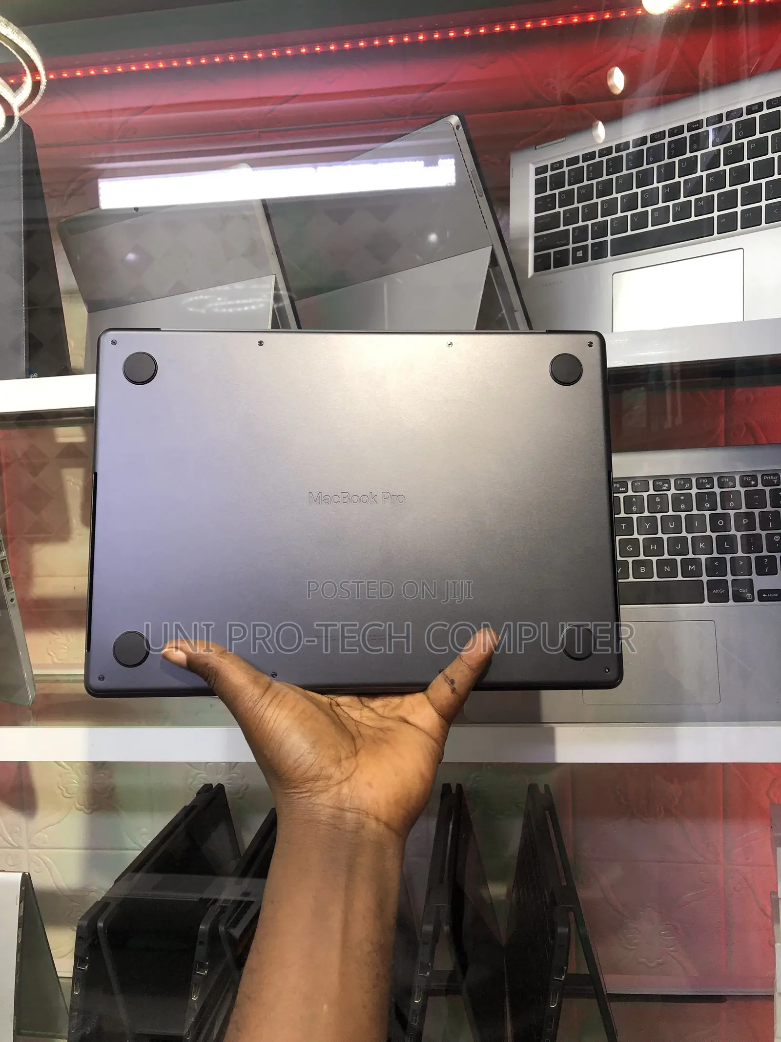 Laptop Apple MacBook Pro 16GB Apple M4 SSD 512GB