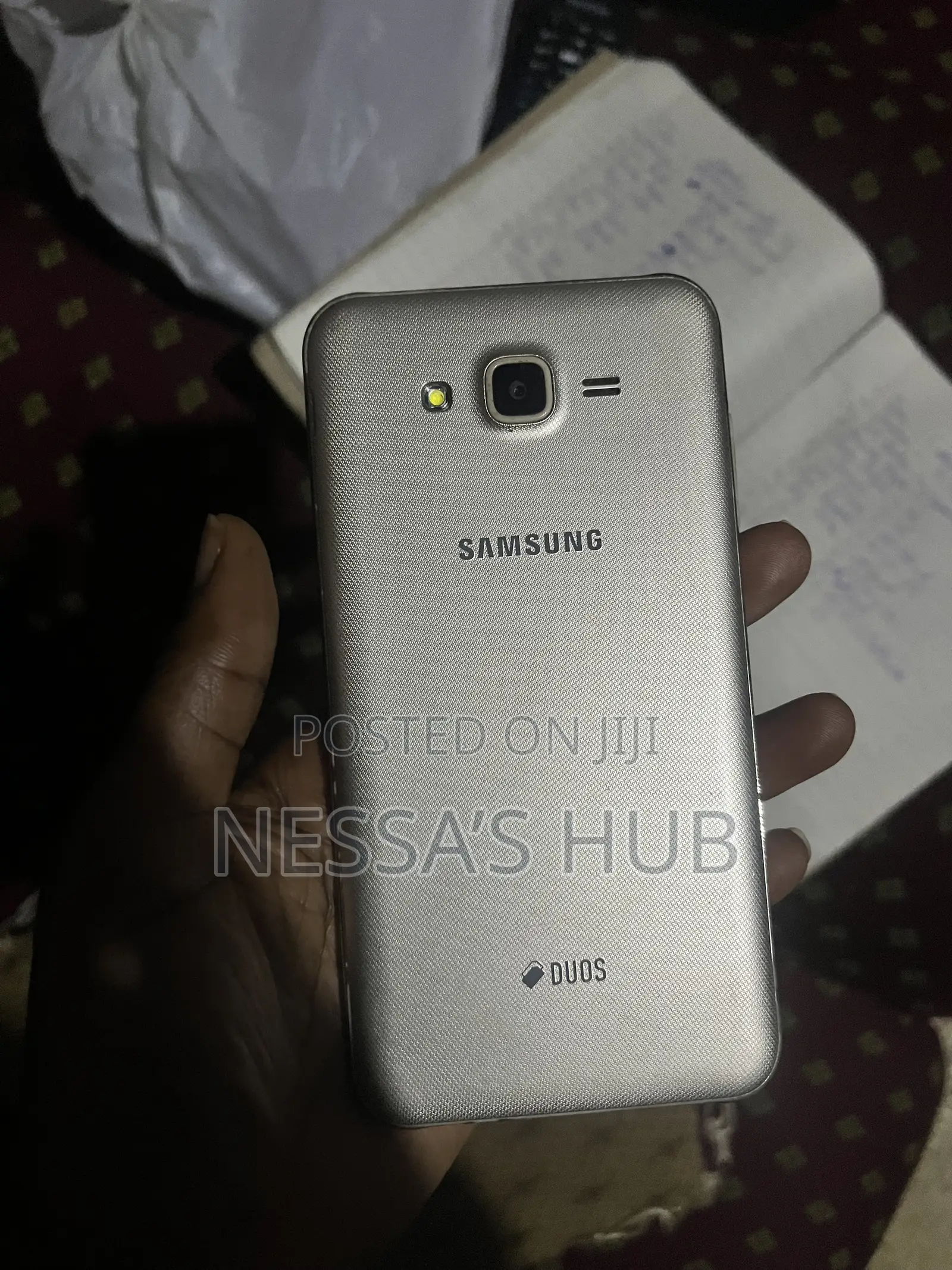 Samsung Galaxy J7 Neo 16 GB Gold