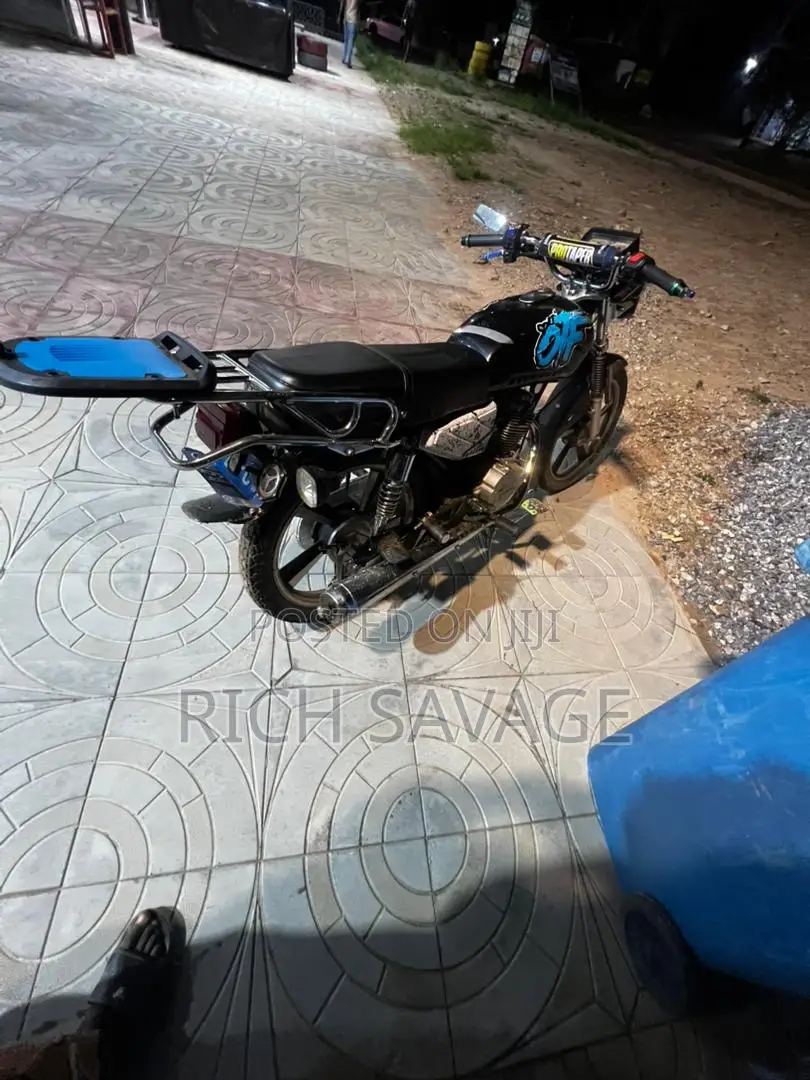 Royal RY125 2025 Black