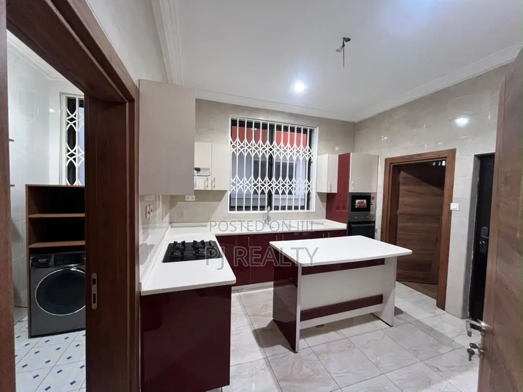 4bdrm House in East Legon for rent