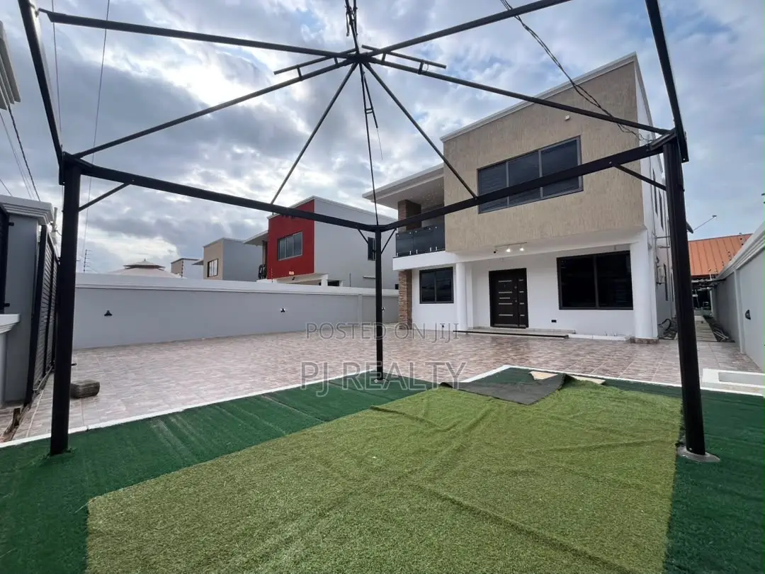 4bdrm House in East Legon for rent