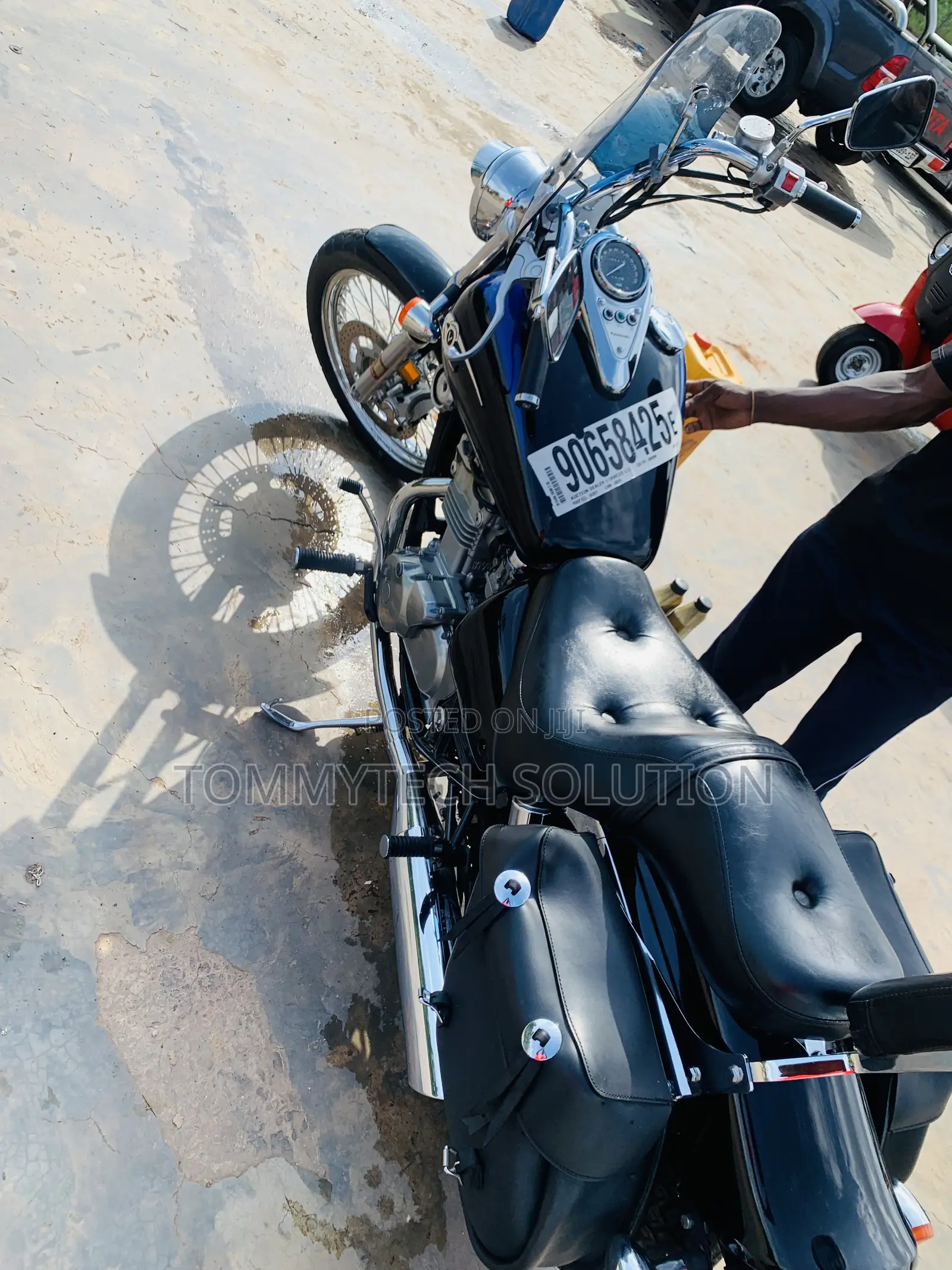 Kawasaki 2000 Black
