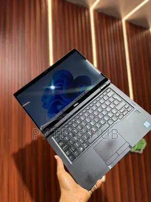 New Laptop Dell Latitude 7390 2-in-1 8GB Intel Core i5 SSD 256GB