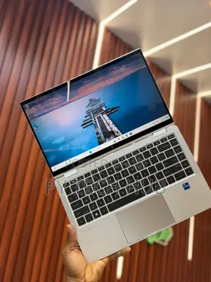 New Laptop HP EliteBook 1040 G8 32GB Intel Core i7 SSD 512GB