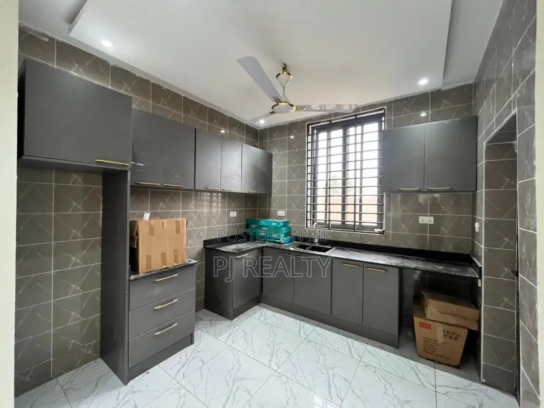 2bdrm Apartment in East Legon for rent
