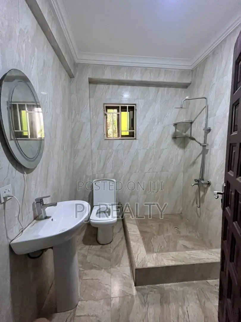 2bdrm Apartment in East Legon for rent