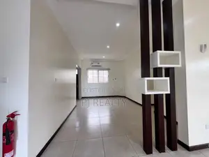 4bdrm House in East Legon for rent
