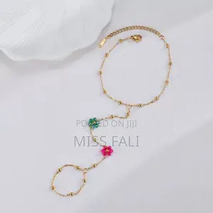 Flora Luxe Hand Chain
