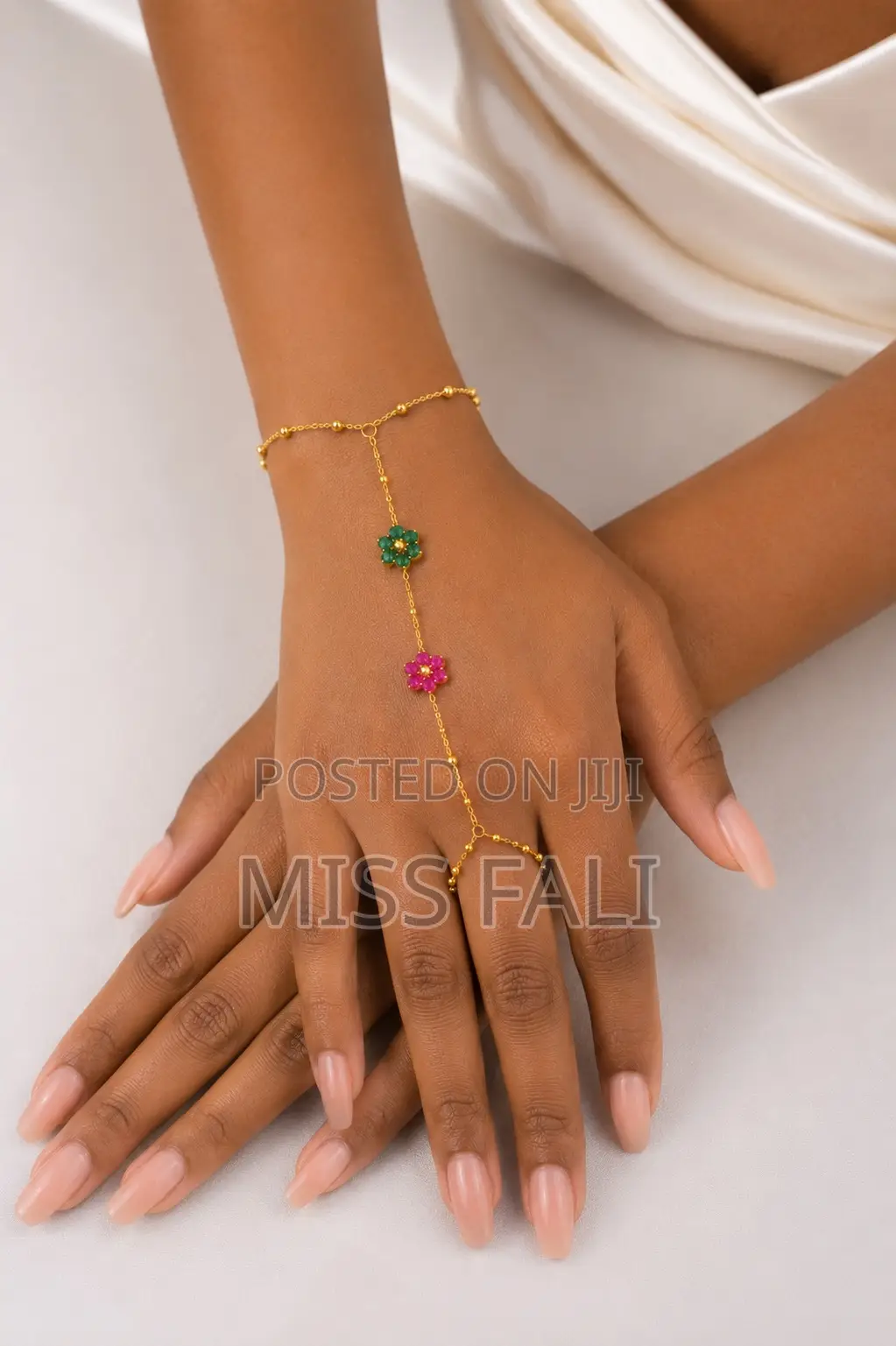 Flora Luxe Hand Chain