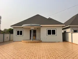 3bdrm House in East Legon for rent