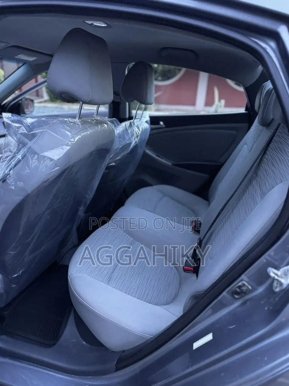 Hyundai Accent GLS 4dr Sedan (1.6L 4cyl 6A) 2015 Gray
