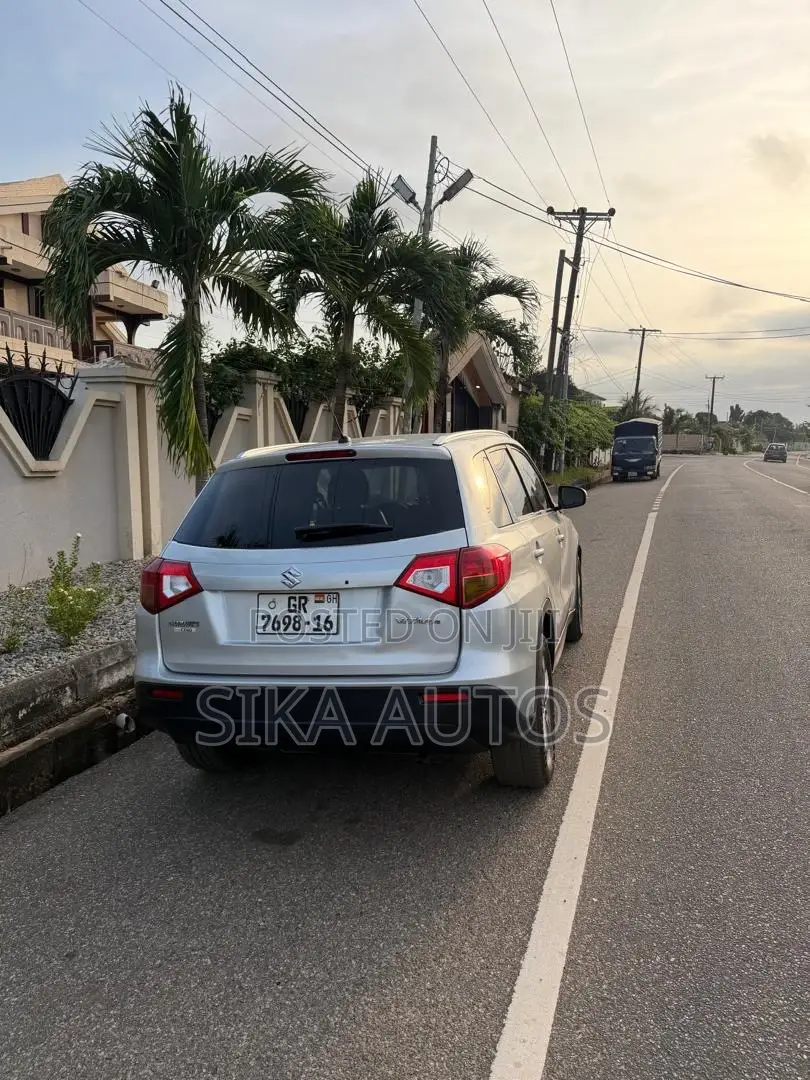 Suzuki Vitara 2016 Silver