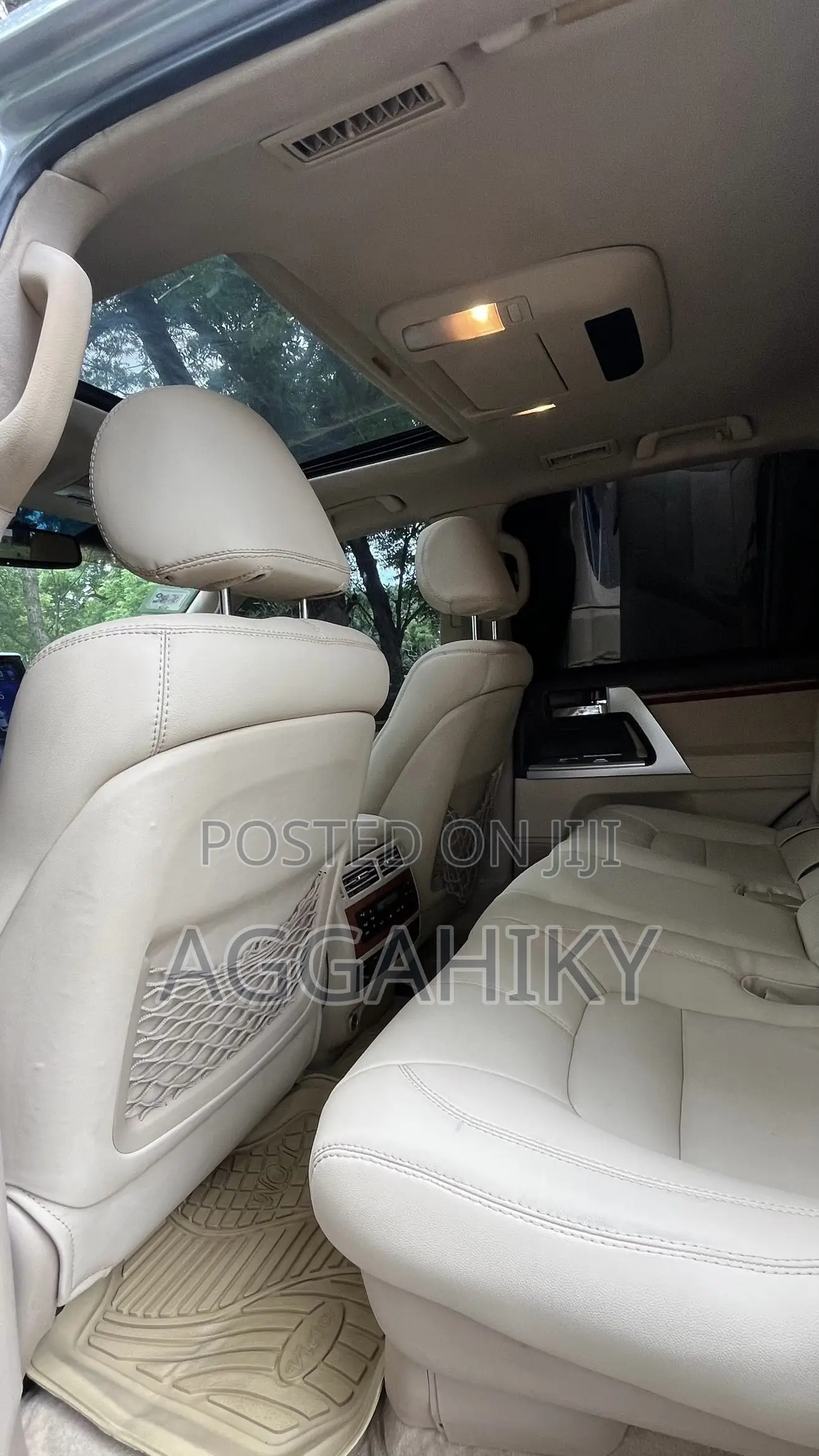 Toyota Land Cruiser 5.7 V8 2014 Silver