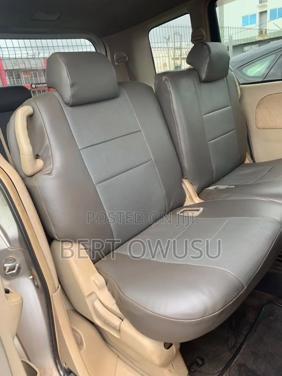 Toyota Sienta 2012 Silver