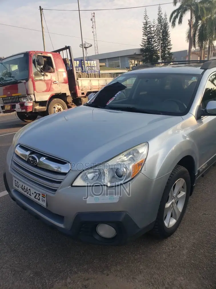 Subaru Outback 2.5i Limited 4dr Wagon AWD (2.5L 4cyl CVT) 2014 Gray