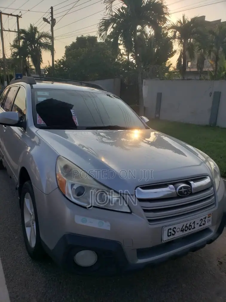 Subaru Outback 2.5i Limited 4dr Wagon AWD (2.5L 4cyl CVT) 2014 Gray