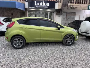 Ford Fiesta 2012 Green