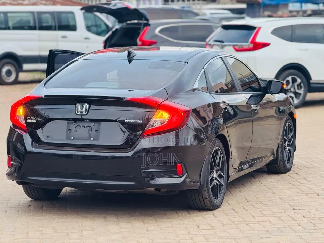 Honda Civic Touring 4dr Sedan (1.5L 4cyl) 2016 Gray