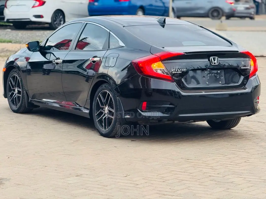 Honda Civic Touring 4dr Sedan (1.5L 4cyl) 2016 Gray