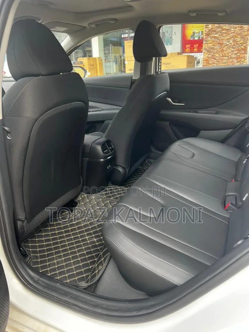 New Hyundai Elantra 2024 White