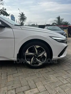 New Hyundai Elantra 2024 White