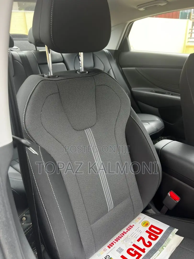 New Hyundai Elantra 2024 White