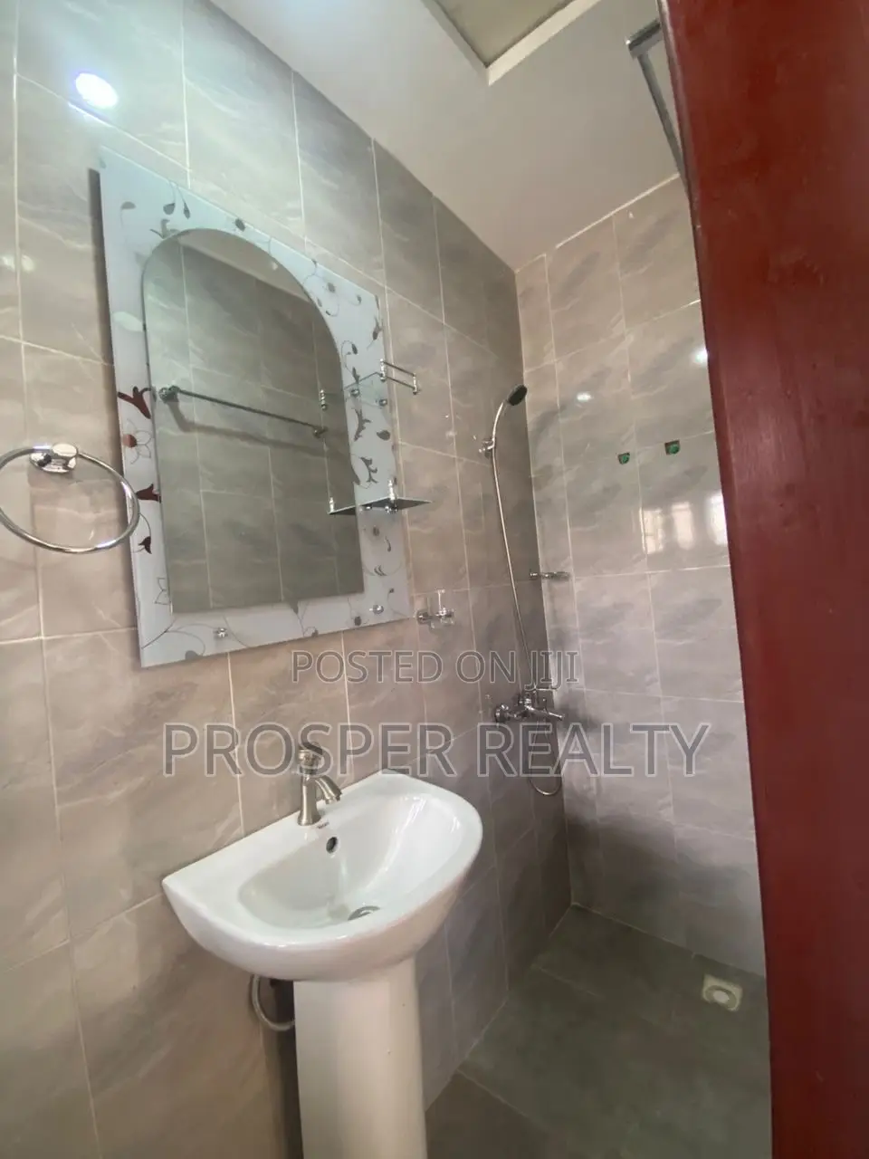 3bdrm House in Spintex for rent