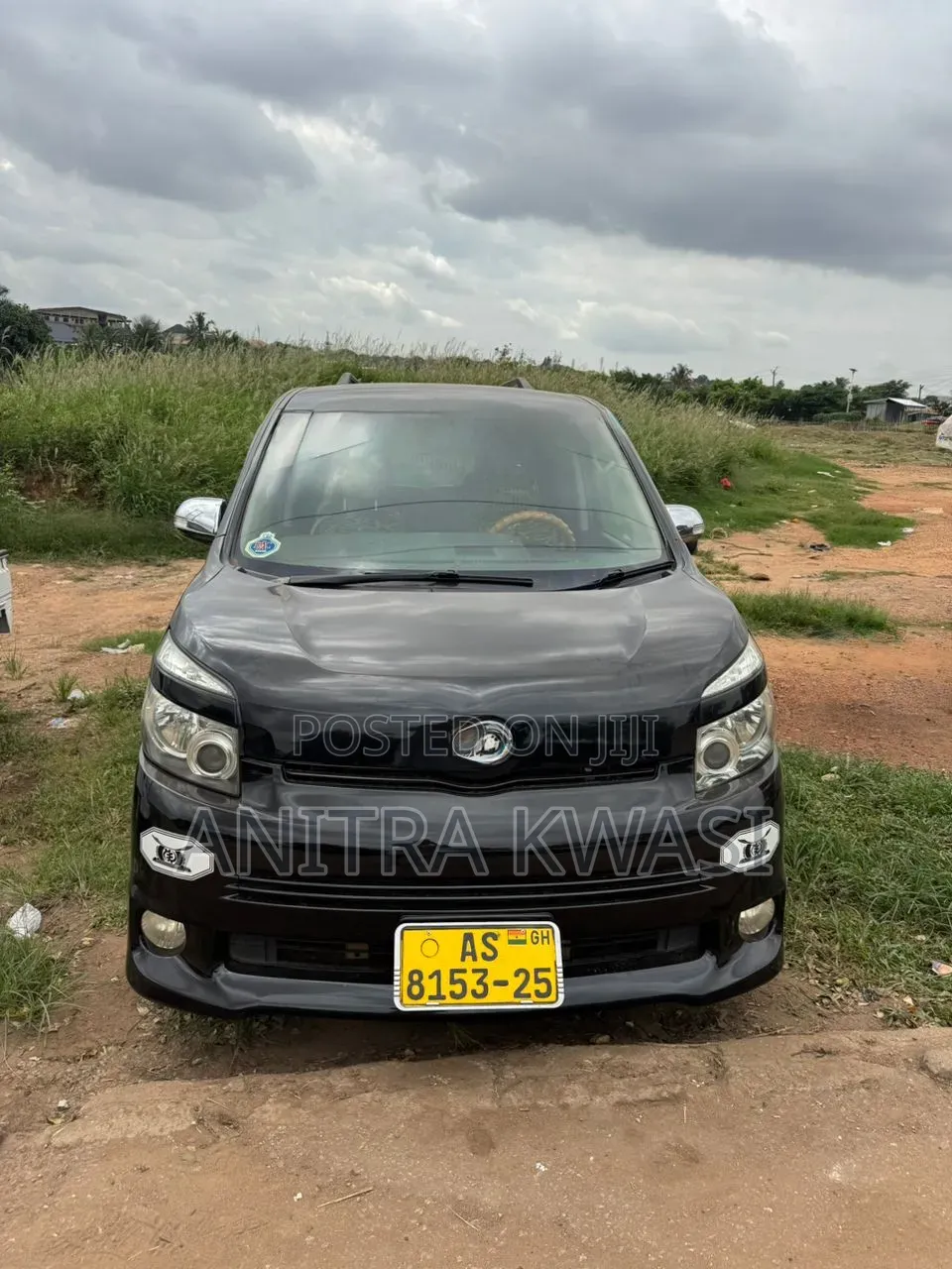 Toyota Voxy 2012 Black