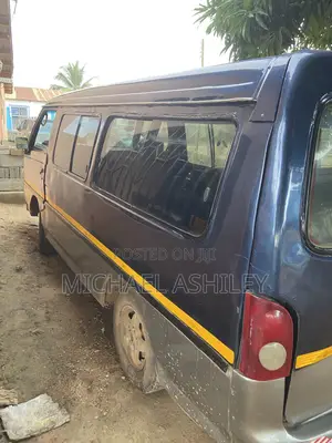 Hyundai H-100 2004 Blue