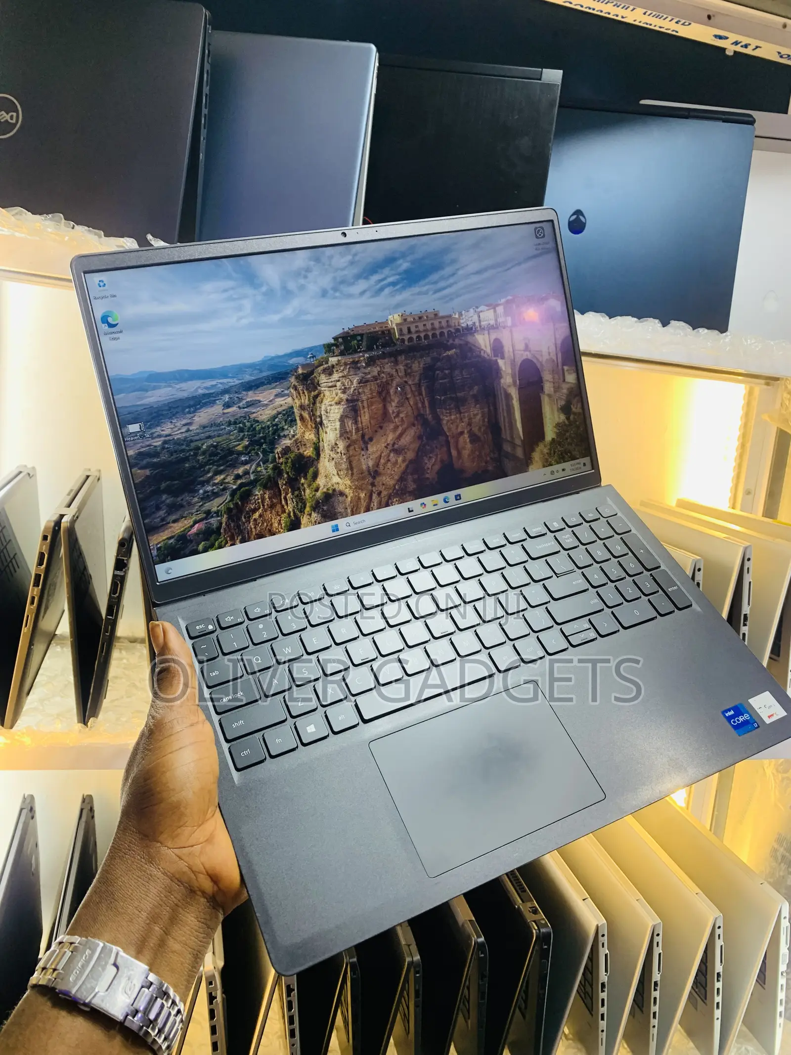 Laptop Dell Inspiron 15 16GB Intel Core i7 SSD 256GB