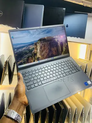 Laptop Dell Inspiron 15 16GB Intel Core i7 SSD 256GB