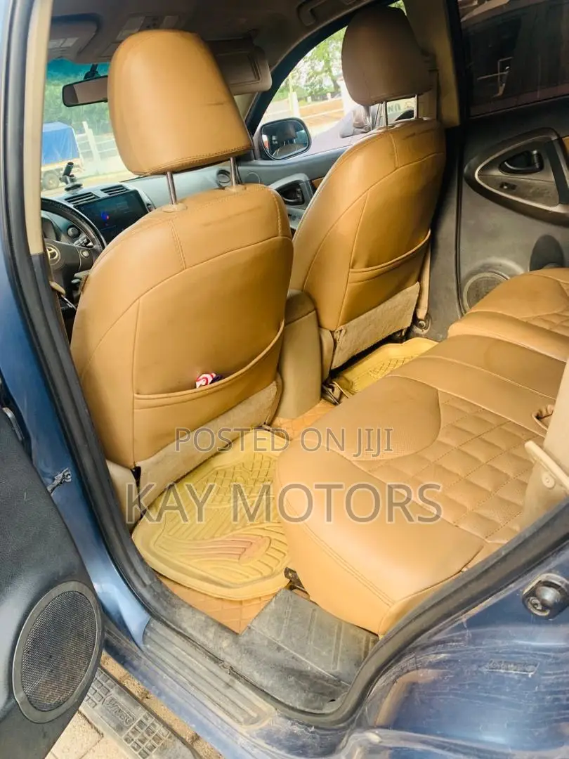 Toyota RAV4 2.5 2012 Blue