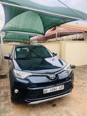 Toyota RAV4 XLE AWD (2.5L 4cyl 6A) 2017