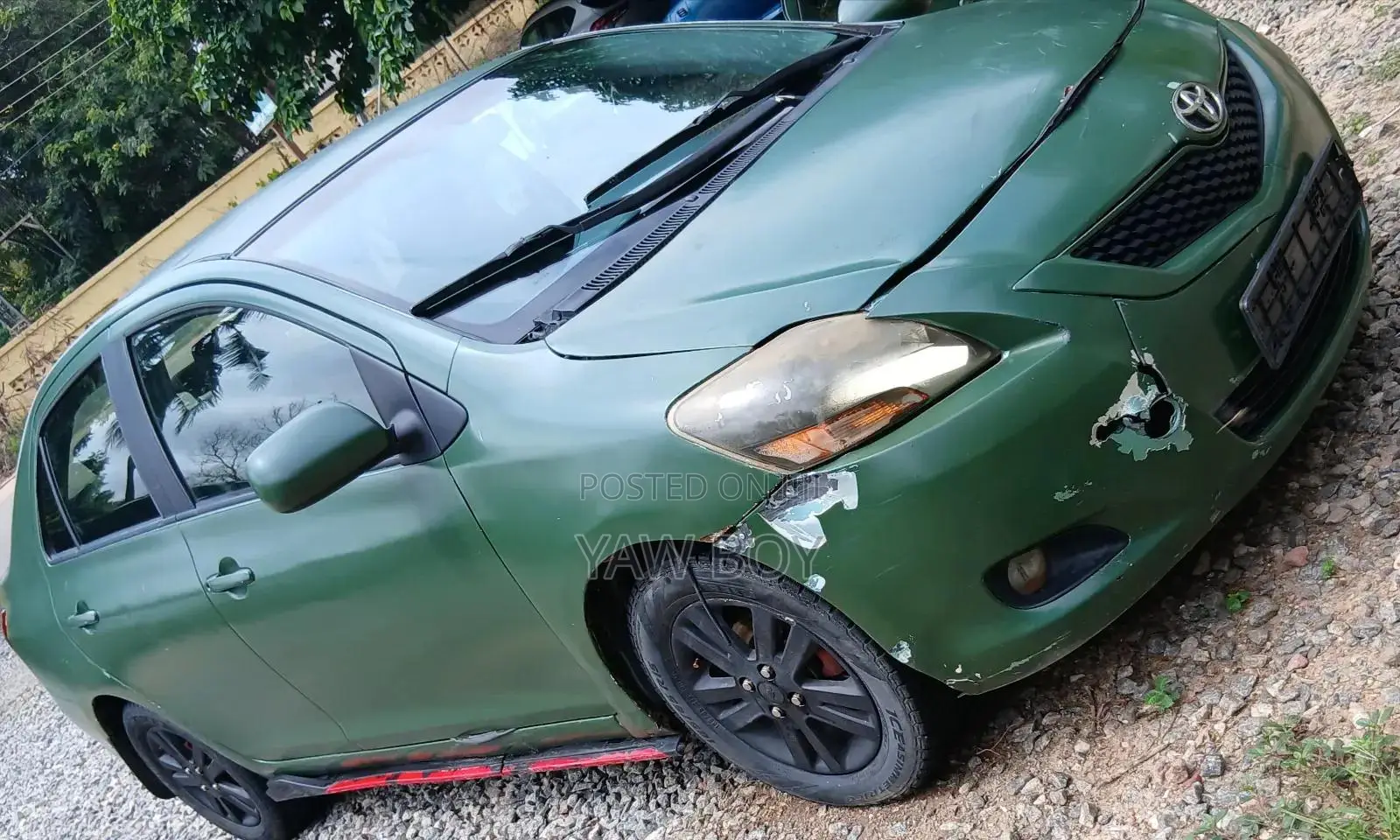 Toyota Yaris 2010 Green