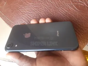 Apple iPhone XR 64 GB Black