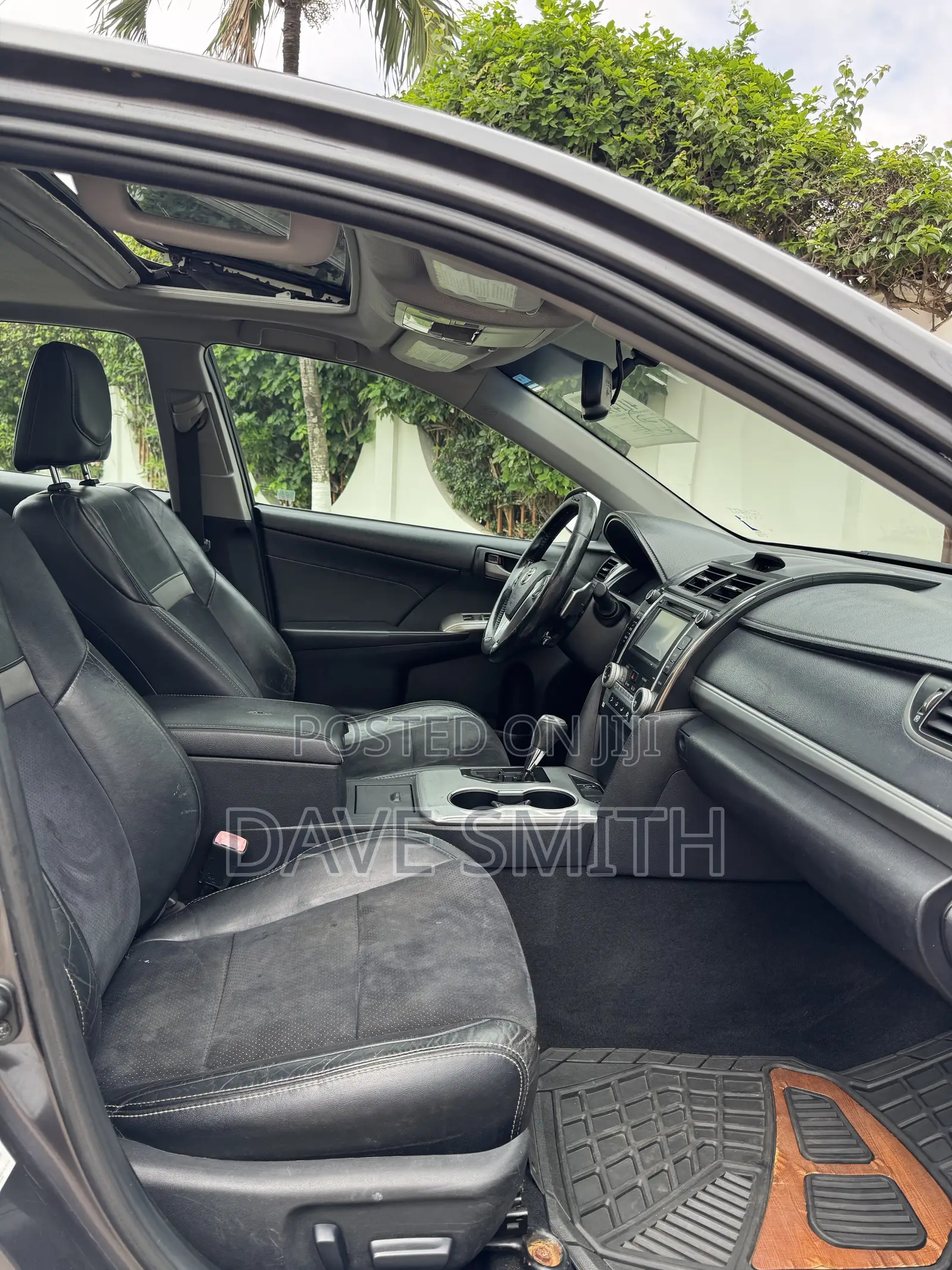 Toyota Camry SE 4dr Sedan (2.5L 4cyl 6A) 2014 Gray