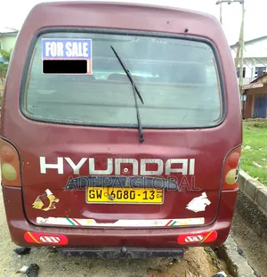 Hyundai H-100 2004 Brown