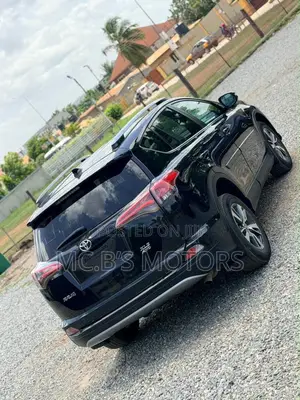 Toyota RAV4 2018 Black