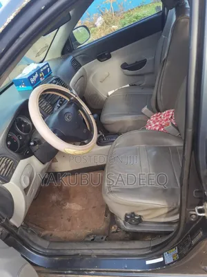Hyundai Accent 2010 Blue