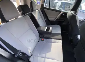 Toyota RAV4 XLE 4dr SUV AWD (2.5L 4cyl 6A) 2018 Black
