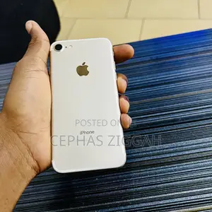 Apple iPhone 7 128 GB Gold