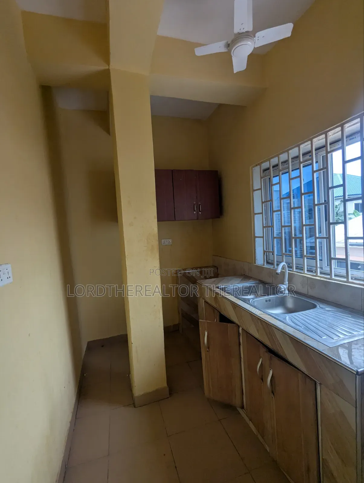 2bdrm Apartment in Pokuase for rent
