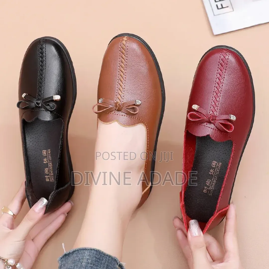 Ladies Flat Shoes