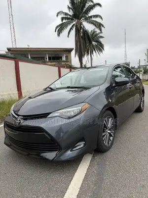 Toyota Corolla LE Eco (1.8L 4cyl 2A) 2018 Gray